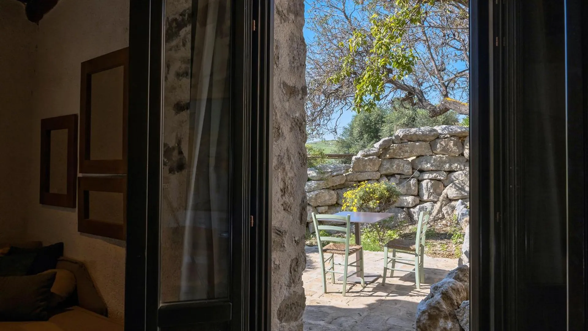 מלון פורטו אמפדוקלה Borgo Delle Pietre